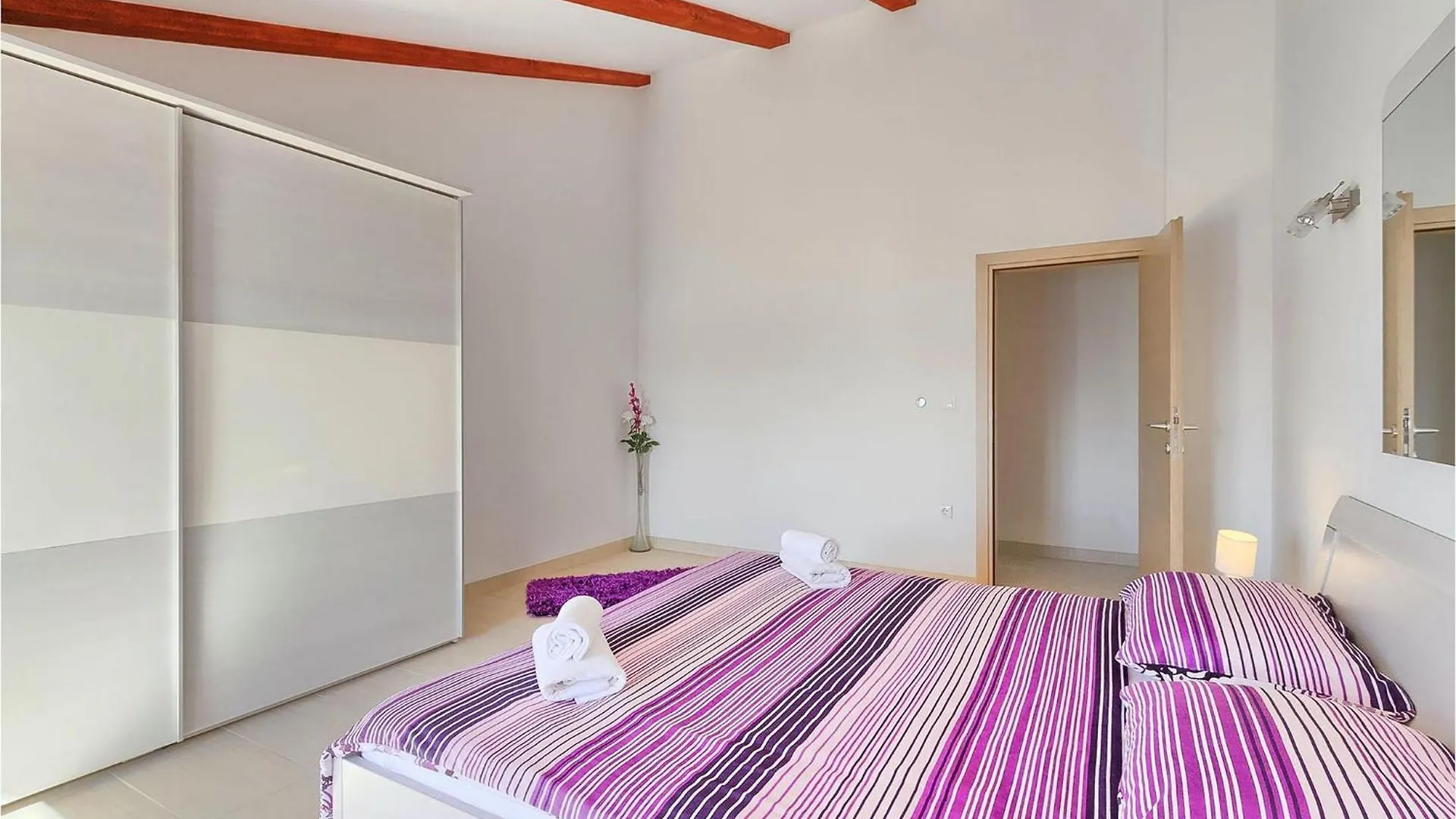 Holiday home Villa View Klanfari