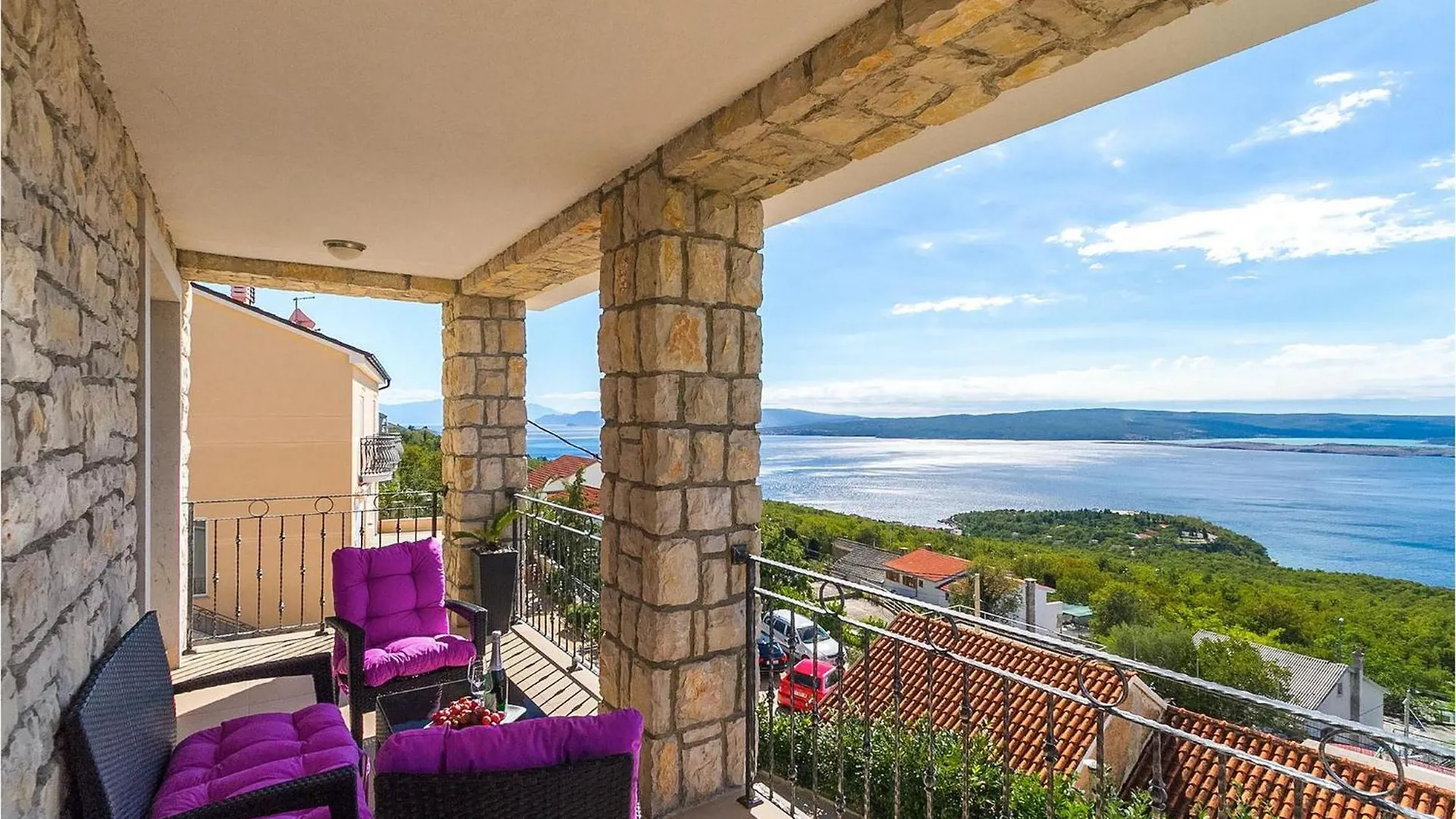 Villa View Klanfari 0*,
